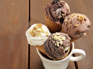 4つのチョコレートアイスクリーム